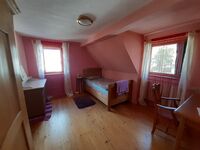 Charmante farbenfrohe Unterkunft Bild 4