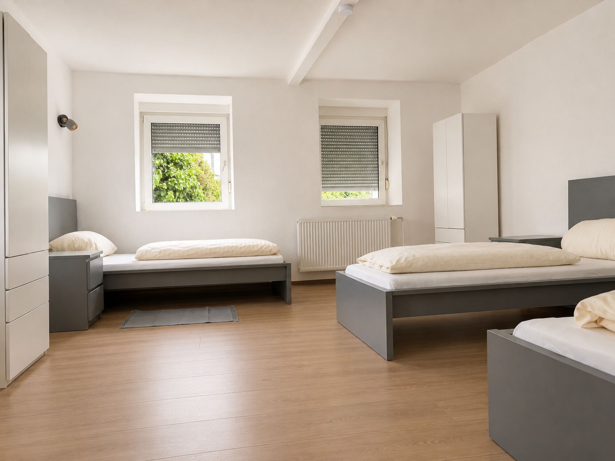 geräumiges Dreibettzimmer