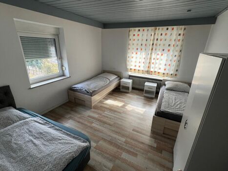 Saubere Pension in Aichach mit sehr guter Verkehrsanbindung Bild 2