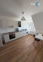 Voll ausgestattete Küche 