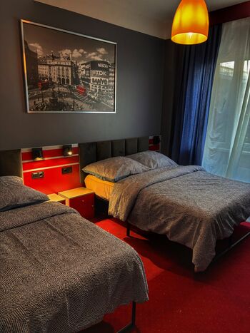 Hotel 108