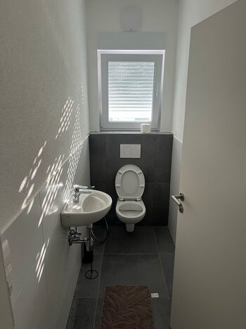 Gemütliches Arbeiterzimmer in Top-Lage von Aalen Bild 3