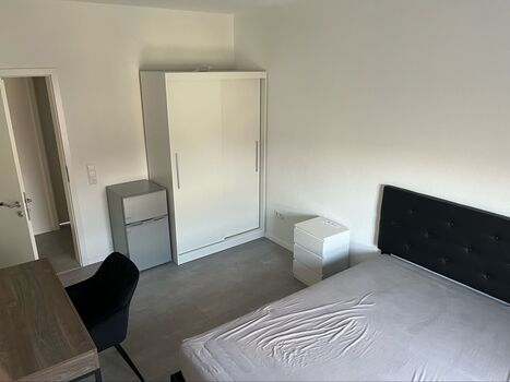 Gemütliches Arbeiterzimmer in Top-Lage von Aalen Bild 4