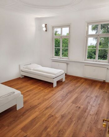 Monteurwohnung Crailsheim | 4 Zimmer | bis 6 Personen | voll möbliert + Zdjęcie 3