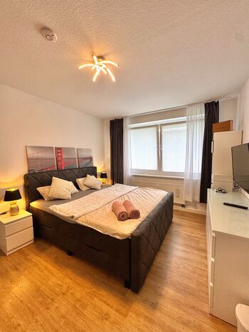 Leverkusen, Köln, Solingen, Bergisch Gladbach Monteurwohnung Bild 1