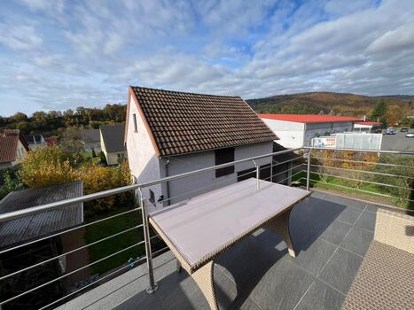 Traumhafte 3 Zimmer Ferienwohnung mit Balkon Bild 3