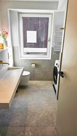 Schöne Neubau 65m² City Wohnung Wlan: R Bild 15