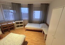 Schlafzimmer 1