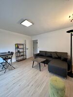 Wohnung am Hang mit malerischer Aussicht Bild 2