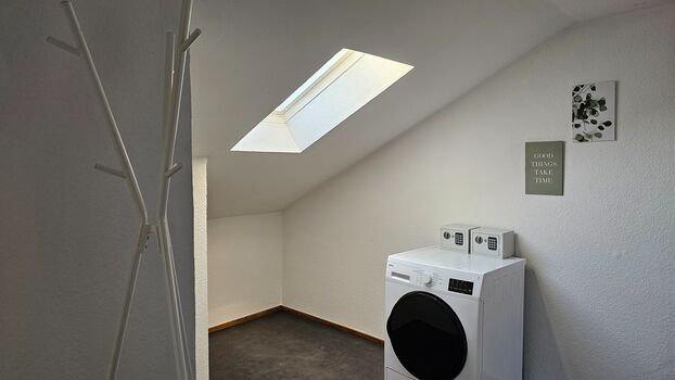 VOLLAUSGESTATTET, TOP ANBINDUNG, SMART TV IM ZIMMER Obrázok 5