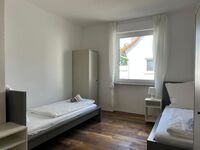 Große Unterkunft nahe Dietzenbach Bild 3