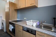 3 Zimmer mit Balkon für 6 Personen, Waschmaschine, Küche, Bad und WLan Picture 8