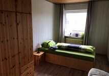 Einzelzimmer mit 120er Bett