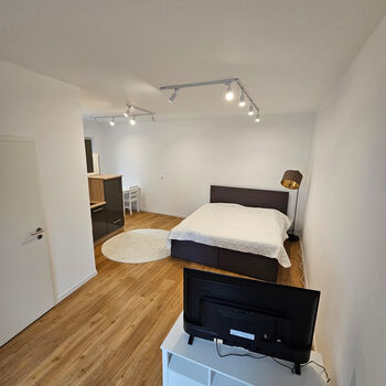 Zentrale Monteurswohnung mit WLAN und Parkplatz – Top Lage!
