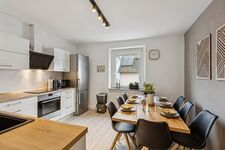 3 Wohnungen/20 Schlafplätze-Parkplatz,Küche,Garten,WLAN,TV,Wohnzimmer Bild 20