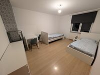 Große Monteurwohnung mit 3 Zimmern, Küche, Badezimmer,Balkon Bild 4