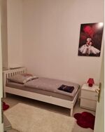 Wohnung 1: 2 Einzelbetten + 1 Doppelbett (Schlafzimmer 2)