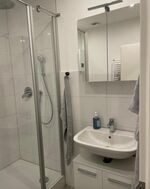 Wohnung 1: Bad mit Dusche