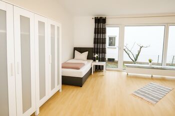 SUNNYHOME Monteurwohnungen in Schwandorf (ID 213/WE1-3) Bild 4