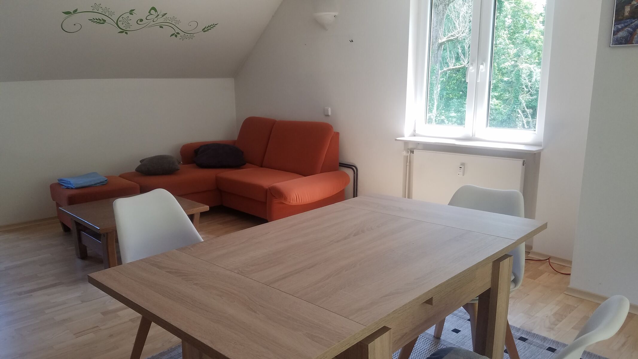 Wohnzimmer DG