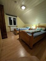 Schlafzimmer DG