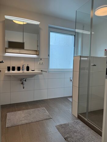 2-Zi. Küche Bad voll eingerichtet Nähe Messe München Zdjęcie 5
