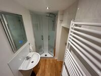 Bad vom Doppelzimmer 1