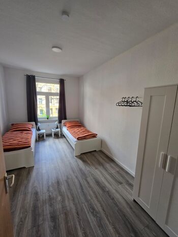 Harte Arbeit verdient ein gutes Bett RKL-Vermietung Bild 1