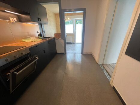 Schönes Haus mit 3 Wohnungen für Gruppen Bild 5