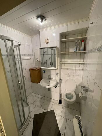Praktische 1-Zimmer-Monteurwohnung mit Balkon, WLAN und 24h Zdjęcie 4