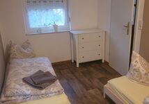 2. Schlafzimmer mit 2 Betten