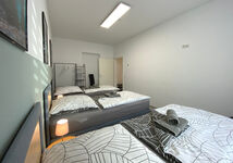 3 Bett Zimmer