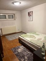 Voll möbliertes Zimmer – ruhig, und gute Anbindung Bild 2