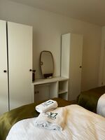 Apartmenthaus in Essen mit 3 Ebenen & privatem Garten Bild 2