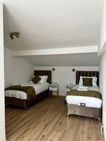 Apartmenthaus in Essen mit 3 Ebenen & privatem Garten Bild 8