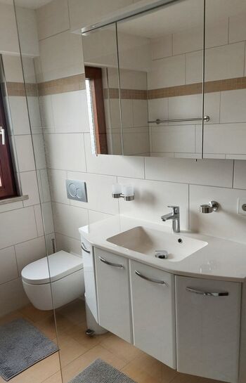 geräumige 3,5 Zi.wohnung Mühlacker mit Balkon(2 kostenlose PKW Stellpl.) Bild 2