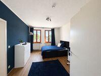 Schlafzimmer 1 
