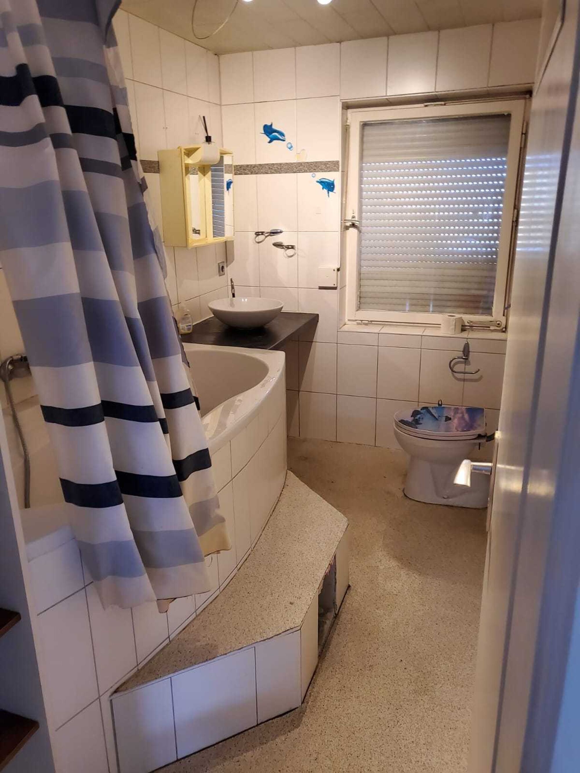 Badezimmer 1