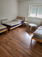 Schlafzimmer 6