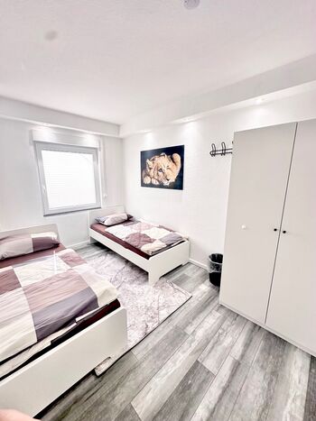125 m²-EG-Wohnung Lippstadt/2 WC´s/4 Schlafzimmer/Terrasse Bild 3
