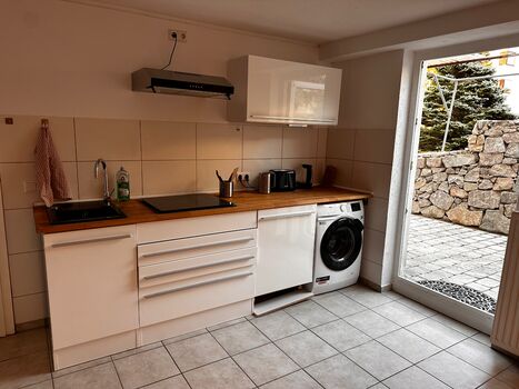 Wohnung Behringer, nahe Basel in ruhiger Wohngegend, Parkplatz am Haus.