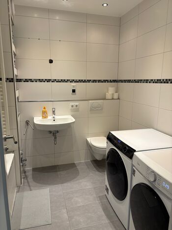 Waschmaschine Trockner schickes Apartment