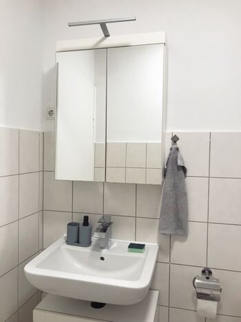 Unsere klassische Monteur-Zimmer in Rüsselsheim am Main und Zdjęcie 3