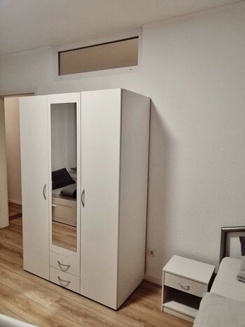 Unsere klassische Monteur-Zimmer in Rüsselsheim am Main und Zdjęcie 2
