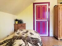 Gästezimmer TENERIFE -Bad und Küche gemeinschaftlich genutzt Bild 2