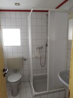 Dusche Zimmer 4