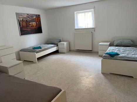 Schlafzimmer 2
