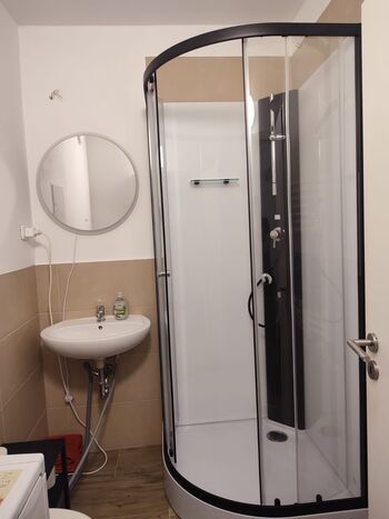 Schöne 3 Zimmer Monteurwohnung im Herzen von Gera Bild 2