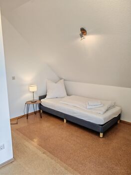 TOP-Monteurhaus 5 Schlafzimmer m. TV, 2 Kühlschränke, WIFI Bild 5