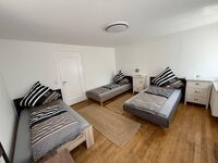 ARCOS Wohnung–Geräumige 3-Zimmer-Wohnung mit 8 Einzelbetten Bild 14